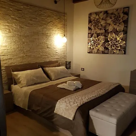 Lejlighed Casa Virginia Antica Di Silvana *
