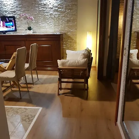 Casa Virginia Antica Di Silvana アパート